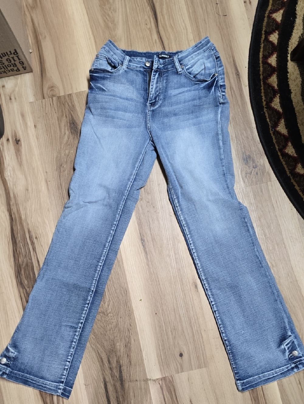 Straight-Leg Women’s Jeans in Light Blue